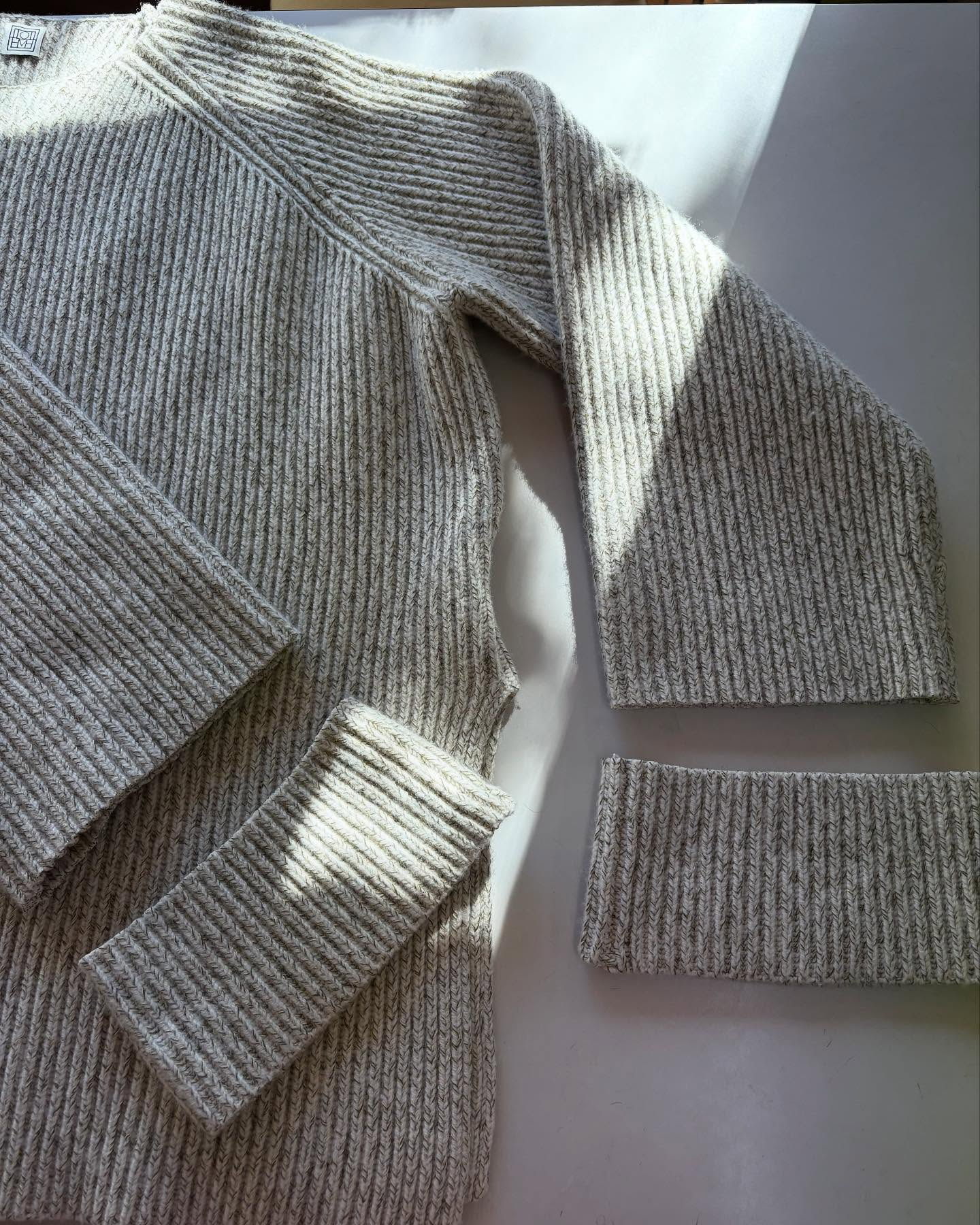 袖を短く切っちゃおう🌟