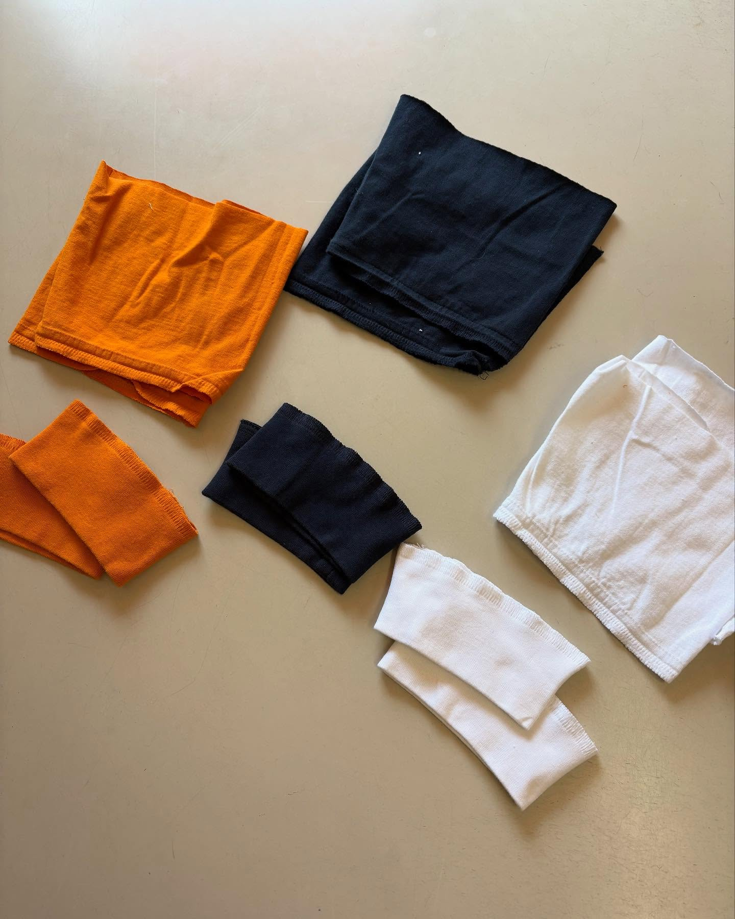 袖を短く切っちゃおう🌟