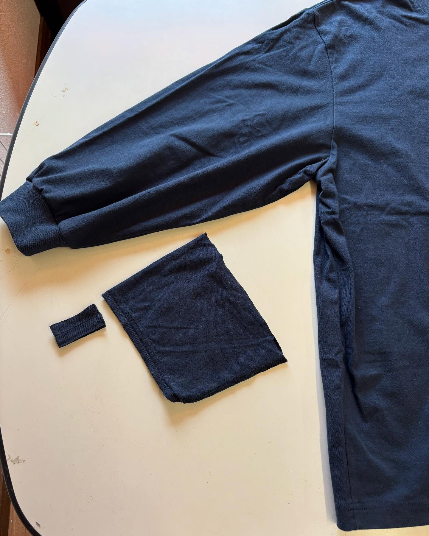 袖を短く切っちゃおう🌟