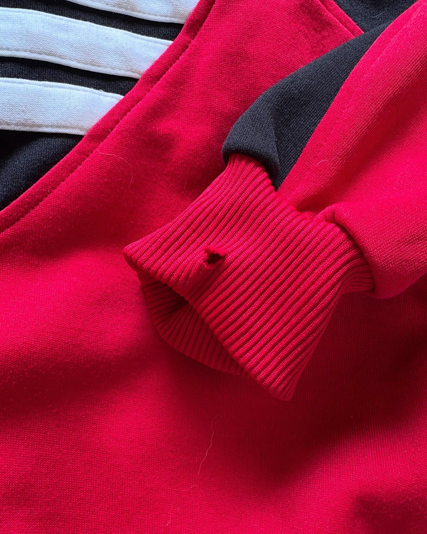 スウェットの袖口修理🌟