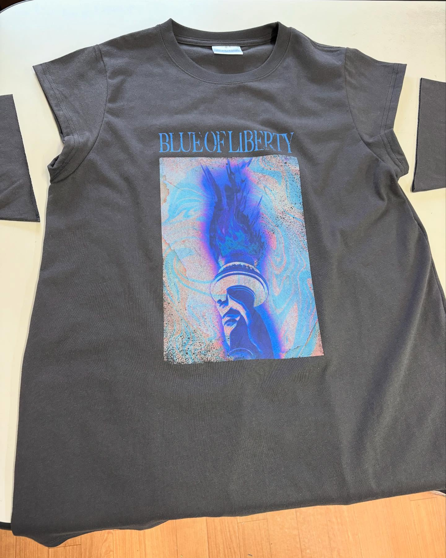 推し活のTシャツ👕リメイク🌟✂️🧵