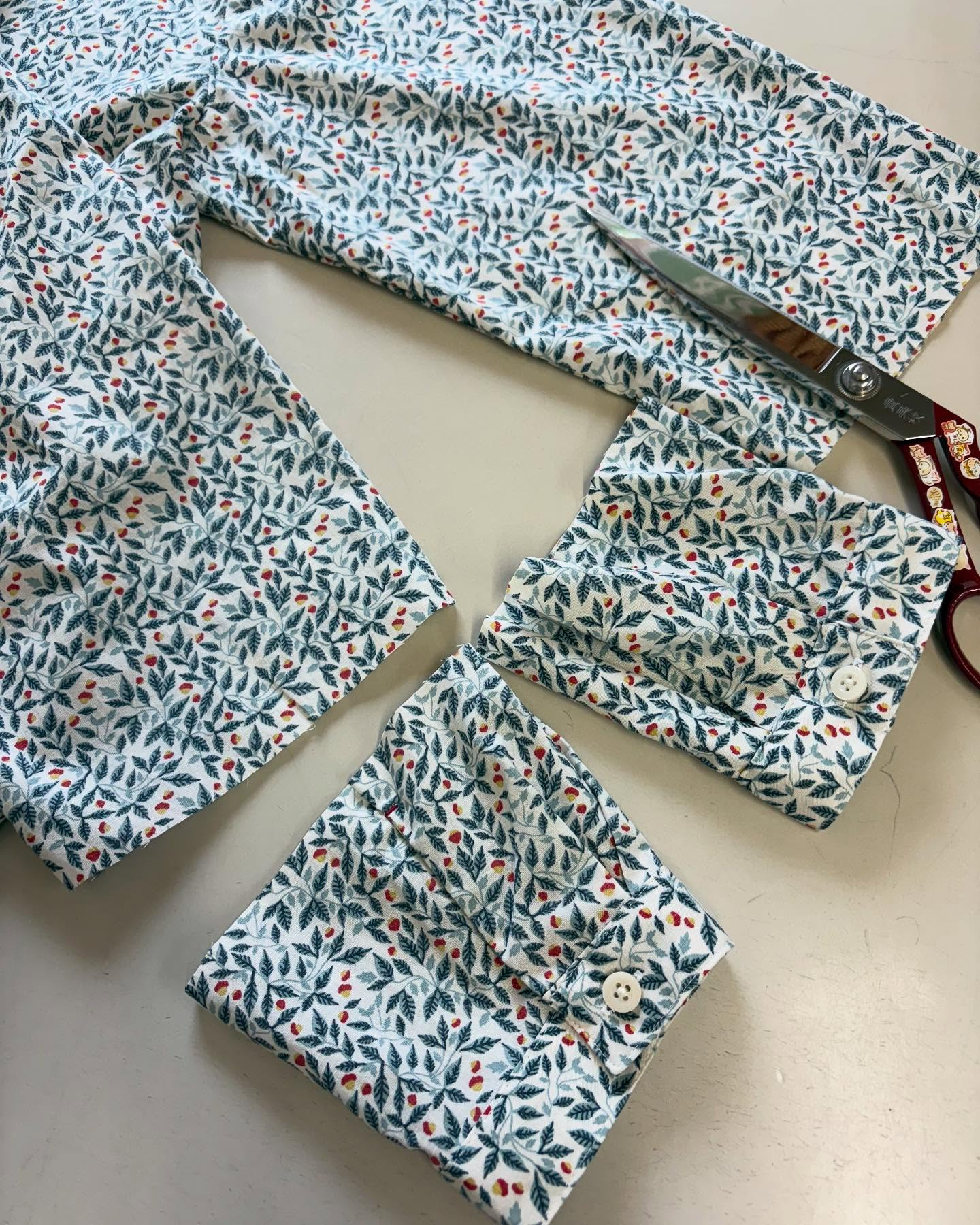 袖口のリメイク🌟