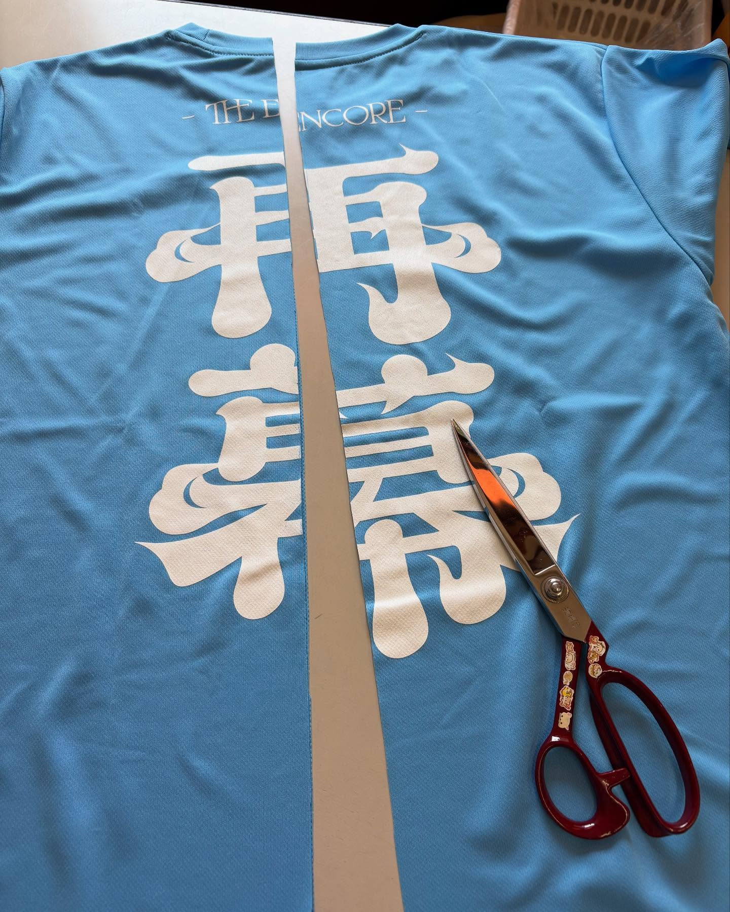 推しTシャツのリメイク✨✂️