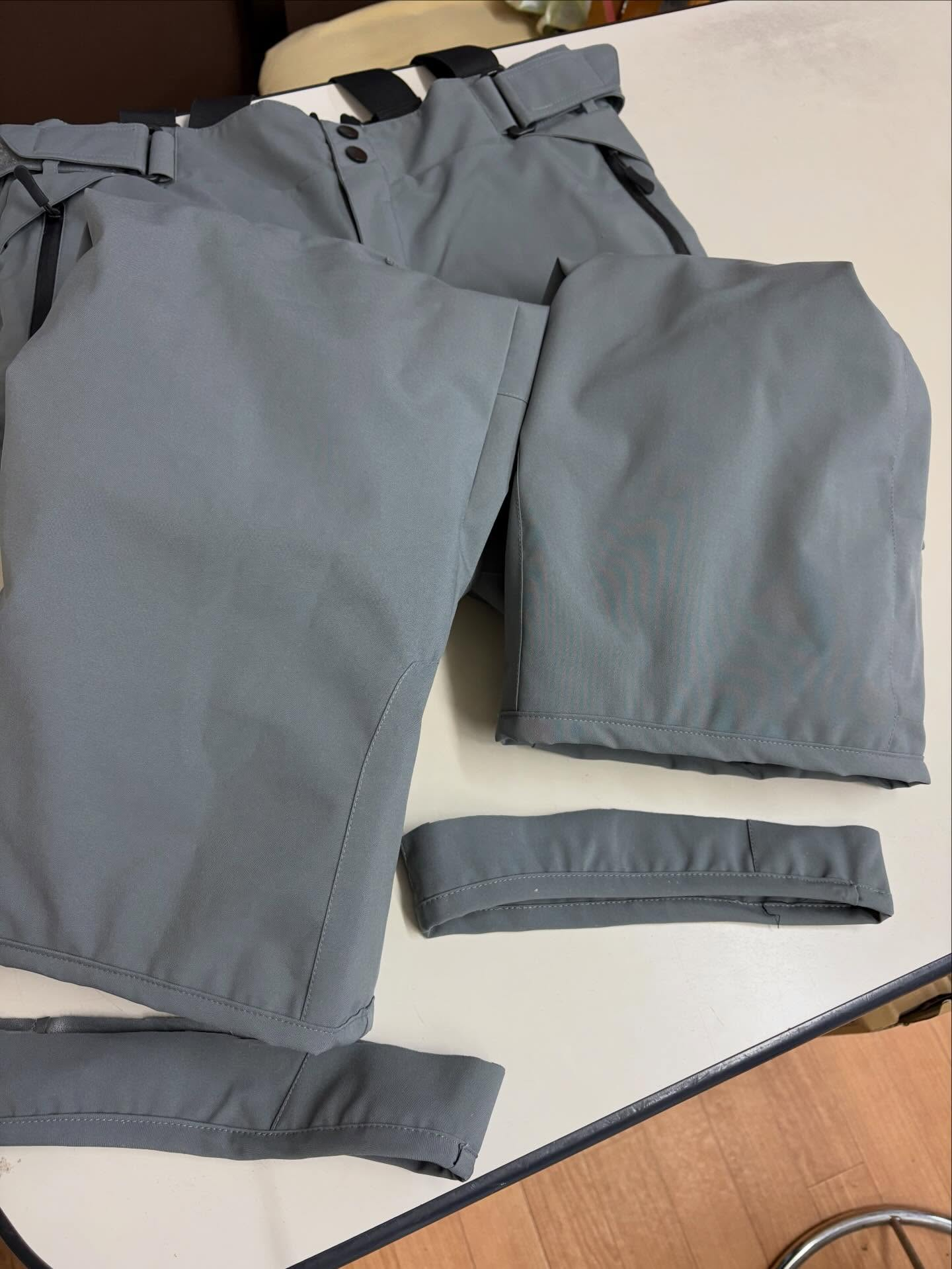 スノボ、スキーウェアのお直し🧵✂️🪡