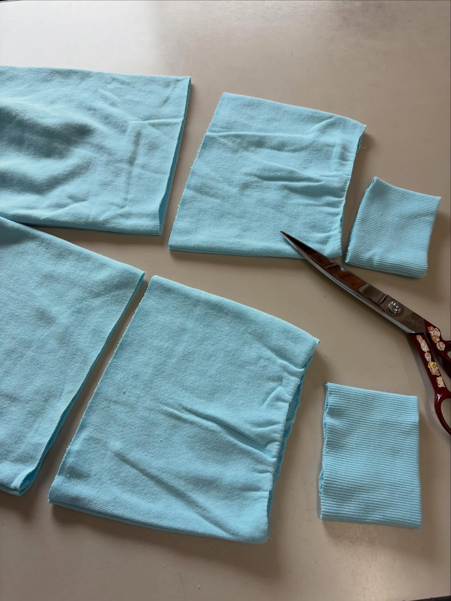 袖丈カット✂️🧵🪡