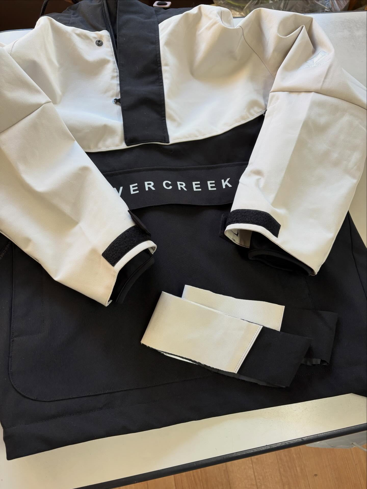 スノーウェアのお直し✂️🧵🪡