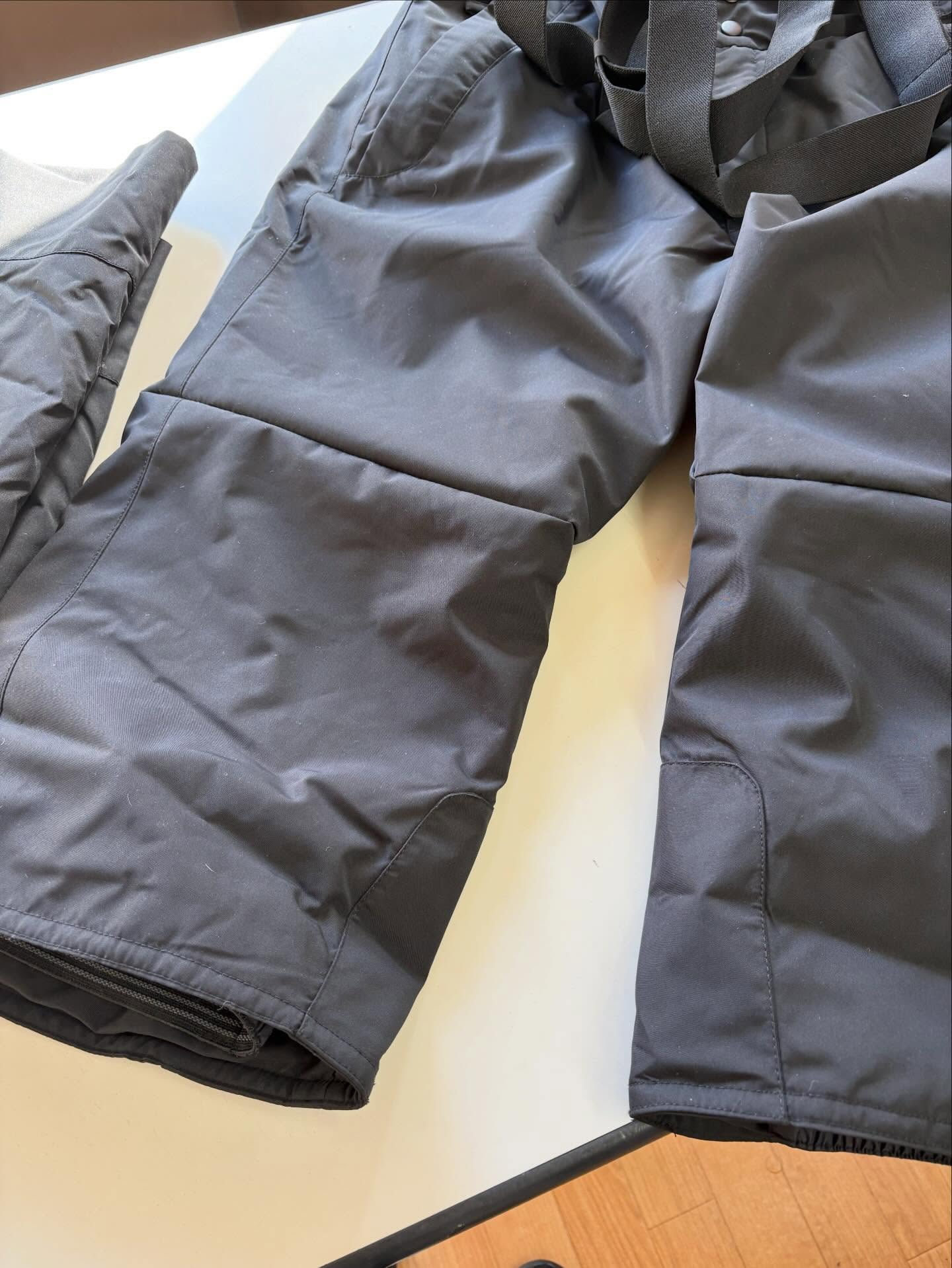 スノーウェアのお直し✂️🧵🪡