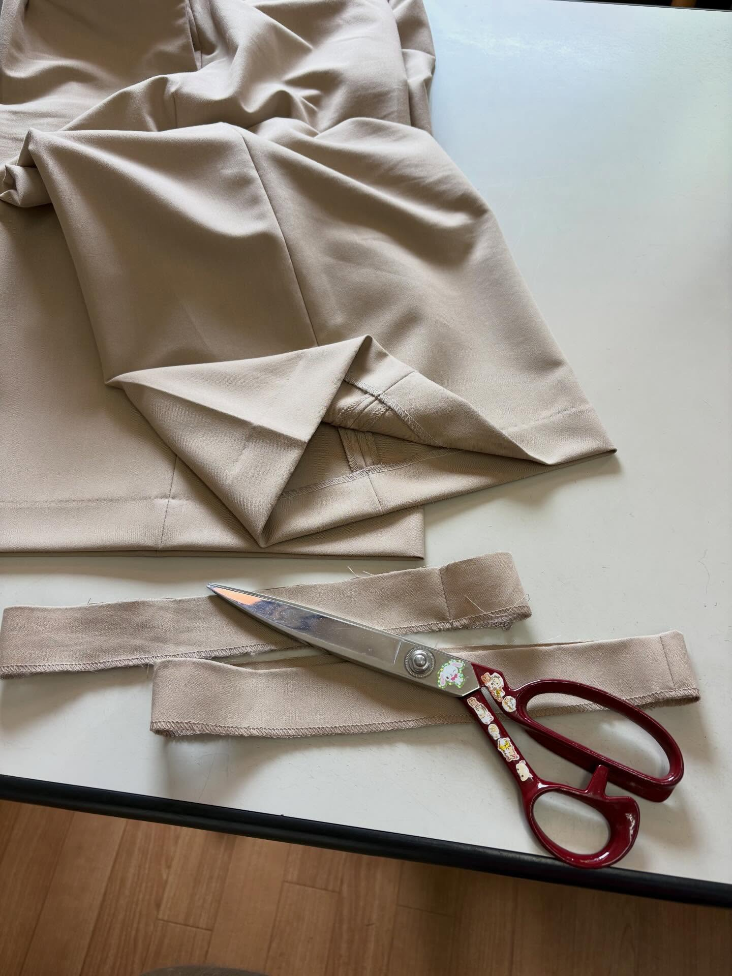 👖裾上げ、丈直し✨