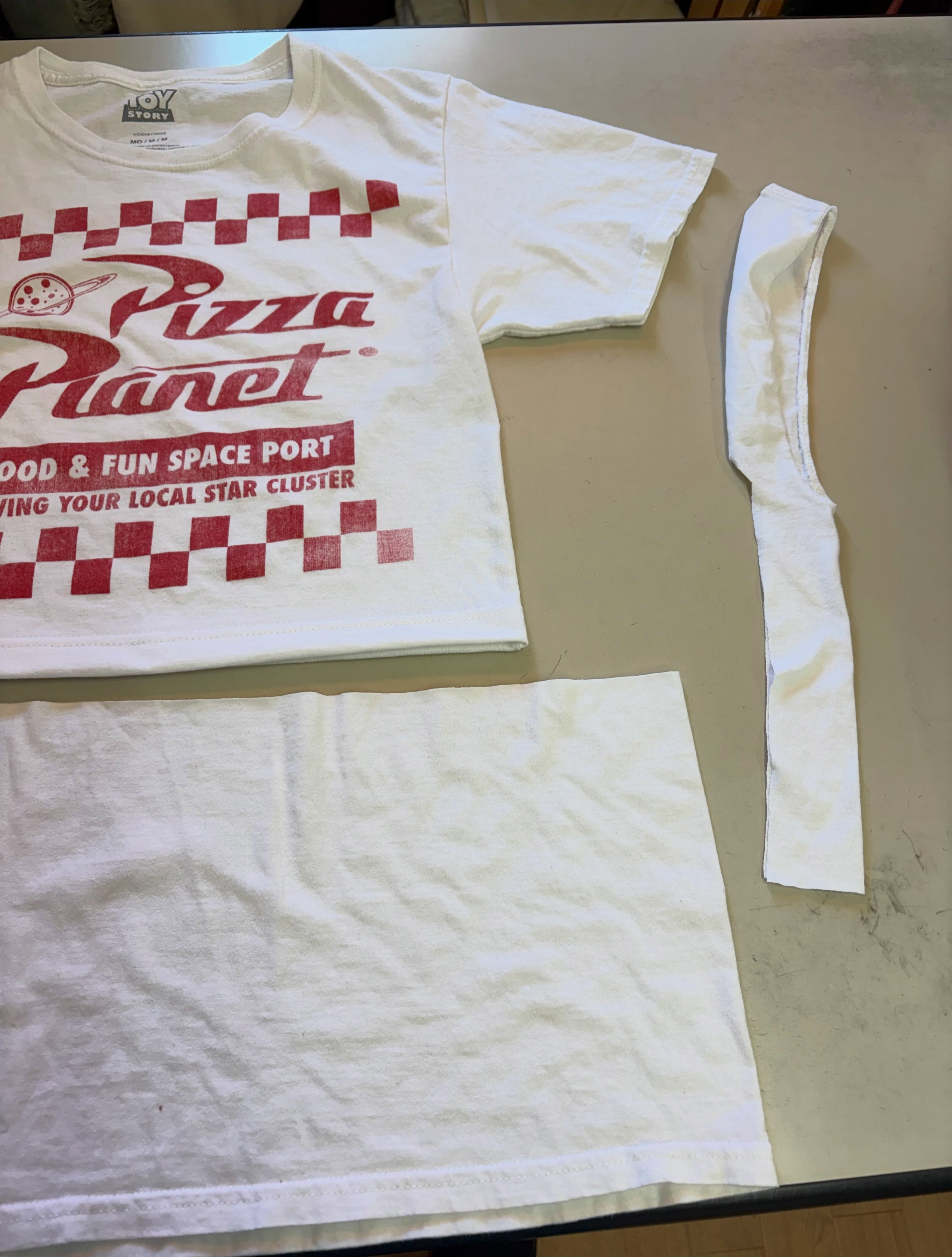Tシャツのリメイク✂️
